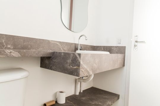 Banheiro 2 de apartamento à venda com 3 quartos, 72m² em Jardim Maria Helena, Barueri