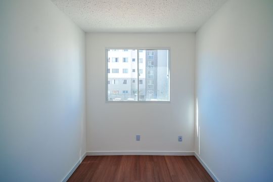 Quarto 2 de apartamento para alugar com 2 quartos, 42m² em Jardim Gilda Maria, São Paulo