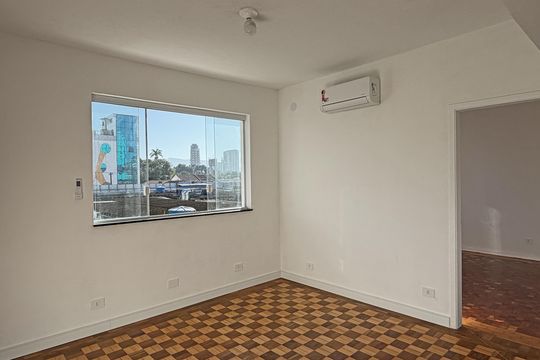 Sala de apartamento para alugar com 2 quartos, 60m² em Boqueirão, Santos