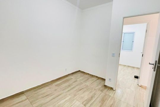 Quarto 1 de casa de condomínio para alugar com 2 quartos, 54m² em Parque Santo Afonso, Cotia