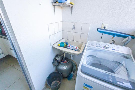 area de serviço de apartamento à venda com 2 quartos, 48m² em Santa Amelia, Belo Horizonte
