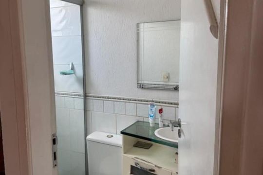 Banheiro social de apartamento para alugar com 2 quartos, 78m² em Santa Cruz, Belo Horizonte