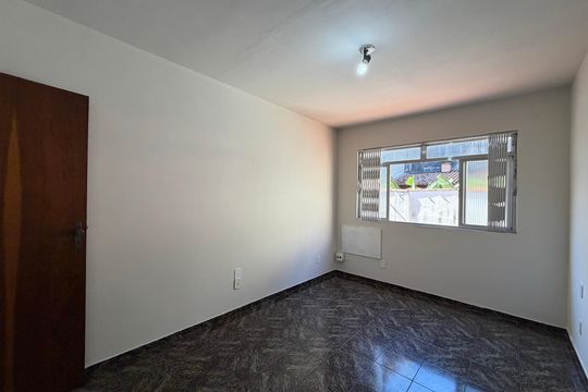 Quarto 1 de casa para alugar com 3 quartos, 209m² em Taquara, Rio de Janeiro