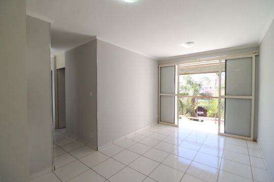 Sala de apartamento para alugar com 3 quartos, 77m² em Parque Industrial Lagoinha, Ribeirão Preto