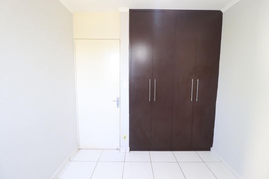 Quarto 2 de apartamento para alugar com 3 quartos, 77m² em Parque Industrial Lagoinha, Ribeirão Preto