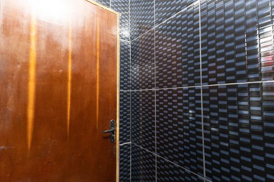 Banheiero  de casa para alugar com 1 quarto, 75m² em Jardim Flor de Maio, São Paulo