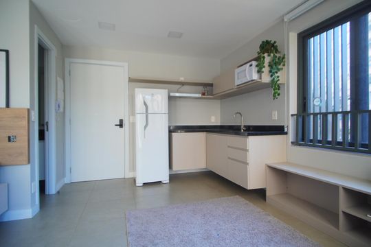 Cozinha de kitnet/studio para alugar com 1 quarto, 69m² em Auxiliadora, Porto Alegre