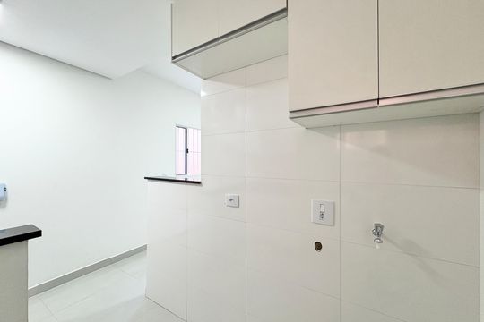 Cozinha e Área de Serviço de casa de condomínio para alugar com 2 quartos, 80m² em Jardim Mangalot, São Paulo