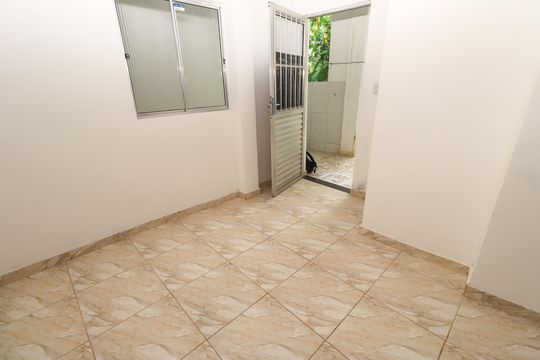 Casa para alugar com 1 quarto, 60m² em Luiz Anselmo, Salvador