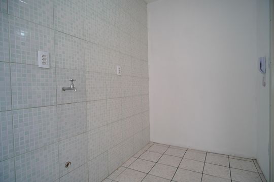 Cozinha de apartamento à venda com 1 quarto, 49m² em Centro, São Leopoldo