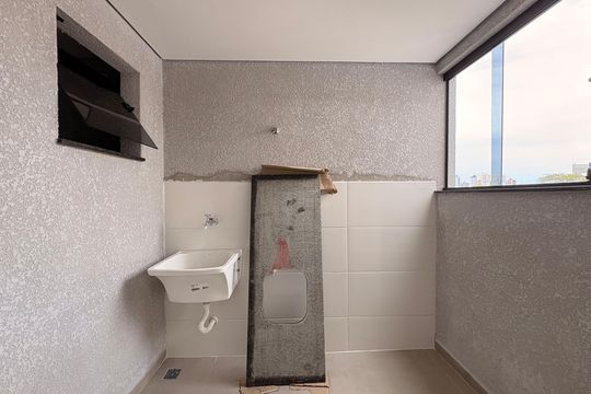 Lavanderia de apartamento para alugar com 2 quartos, 91m² em Parque das Nações, Santo André