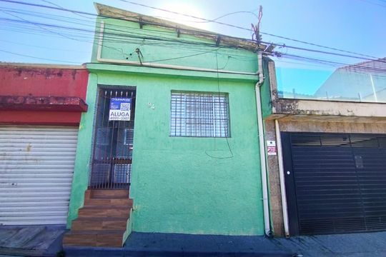 Fachada de casa para alugar com 1 quarto, 100m² em Vila Prado, São Paulo