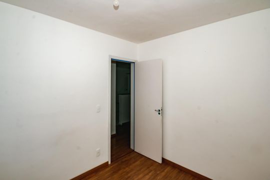 Quarto 2 de apartamento para alugar com 2 quartos, 48m² em Serra Dourada, Vespasiano