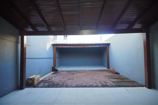 Quintal de casa à venda com 2 quartos, 100m² em Campina, São Leopoldo