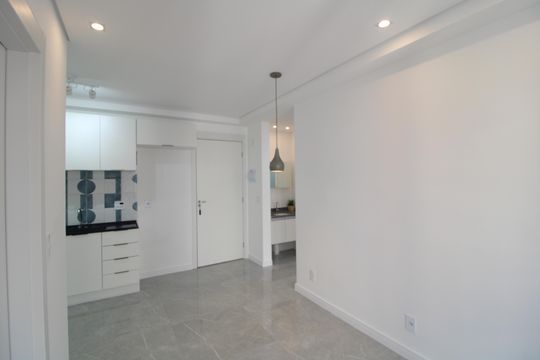 Sala de apartamento para alugar com 2 quartos, 37m² em Vila Isa, São Paulo