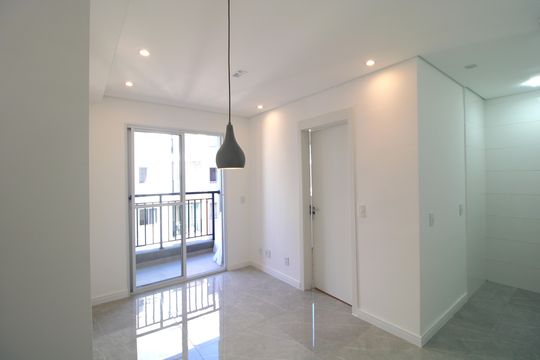 Sala de apartamento para alugar com 2 quartos, 37m² em Vila Isa, São Paulo