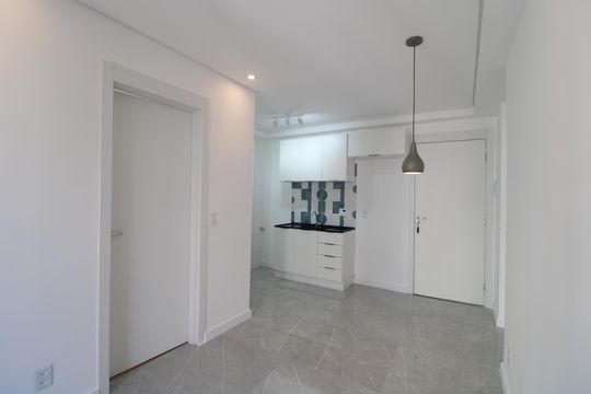 Sala de apartamento para alugar com 2 quartos, 37m² em Vila Isa, São Paulo
