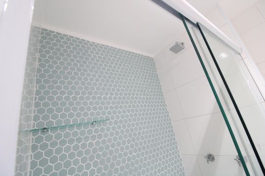 Banheiro de apartamento para alugar com 2 quartos, 37m² em Vila Isa, São Paulo