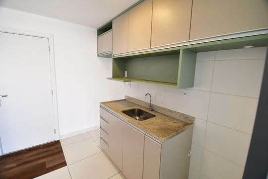 Cozinha de apartamento para alugar com 2 quartos, 67m² em Jardim Brasil, Campinas