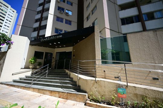 Fachada de apartamento para alugar com 2 quartos, 62m² em Setor Bueno, Goiânia