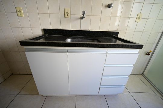 Cozinha de apartamento para alugar com 2 quartos, 62m² em Setor Bueno, Goiânia