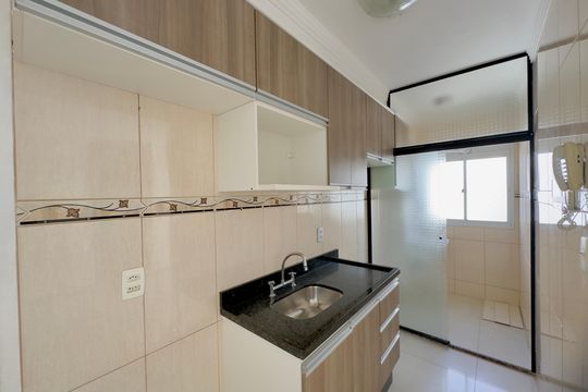 Cozinha de apartamento para alugar com 3 quartos, 56m² em Jardim Testae, Guarulhos