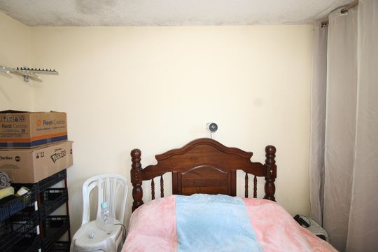 Quarto 2 de apartamento para alugar com 2 quartos, 40m² em Jardim Helian, São Paulo