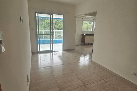 Sala de apartamento para alugar com 1 quarto, 50m² em Centro, Praia Grande