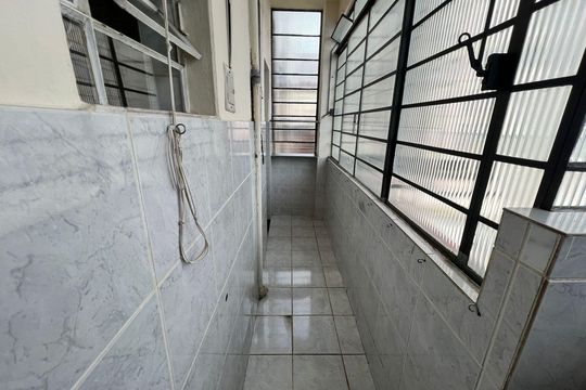 Área de serviço de apartamento para alugar com 3 quartos, 85m² em Floresta, Belo Horizonte