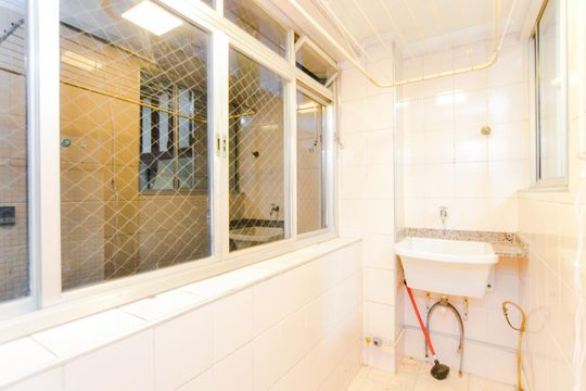 Área de Serviço de apartamento para alugar com 2 quartos, 80m² em Vila Tijuco, Guarulhos