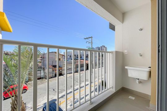 Sacada de kitnet/studio para alugar com 1 quarto, 25m² em Vila Osasco, Osasco