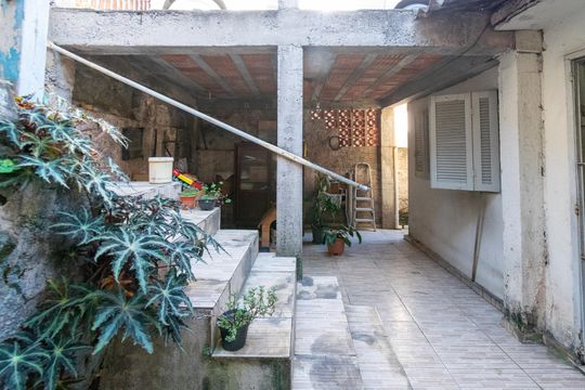 Quintal de casa para alugar com 1 quarto, 150m² em Cidade Domitila, São Paulo