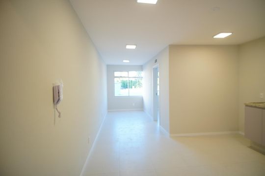 Sala de apartamento à venda com 1 quarto, 40m² em Passo D’areia, Porto Alegre