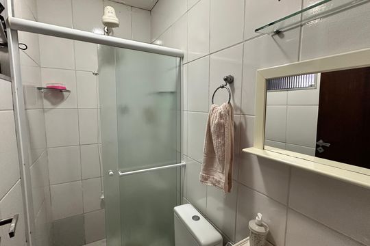 Casa à venda com 3 quartos, 125m² em Jardim Ubirajara, São Paulo