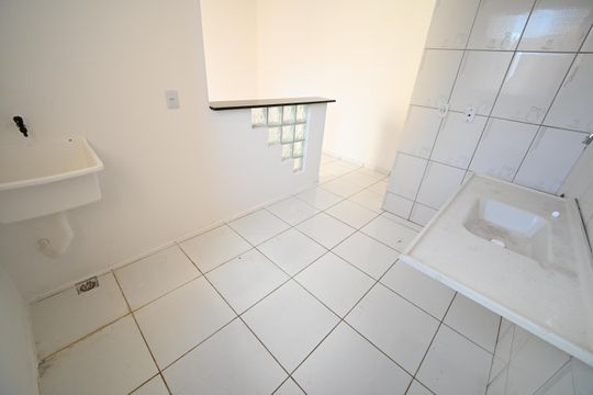 Cozinha de apartamento à venda com 2 quartos, 45m² em Condomínio Resindencial Marata, Goiânia