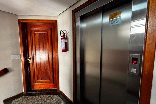 Apartamento para alugar com 2 quartos, 86m² em Mont’Serrat, Porto Alegre