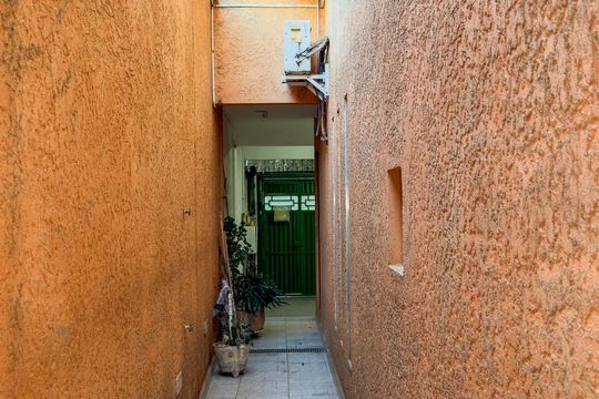 Corredor de casa para alugar com 2 quartos, 150m² em Jardim Caravelas, São Paulo