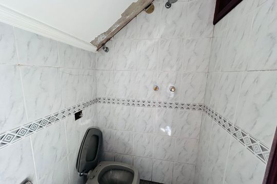 Casa à venda com 5 quartos, 360m² em Serrano, Belo Horizonte