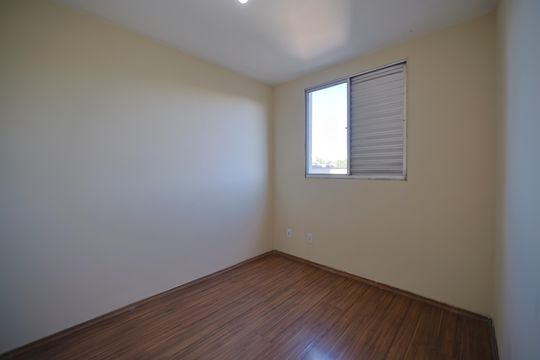Quarto 1 de apartamento à venda com 2 quartos, 47m² em Jardim Santa Teresinha, São Paulo