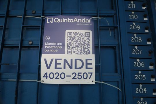 Placa de apartamento à venda com 2 quartos, 47m² em Niterói, Canoas