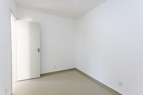 Apartamento para alugar com 2 quartos, 50m² em Parque Assuncao, Taboão da Serra