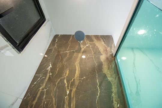 Banheiro de apartamento para alugar com 1 quarto, 33m² em Irajá, Rio de Janeiro