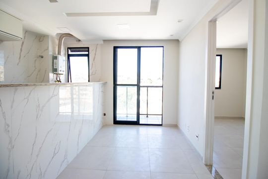 Sala de apartamento para alugar com 1 quarto, 33m² em Irajá, Rio de Janeiro