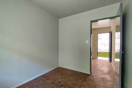 Quarto de apartamento para alugar com 2 quartos, 60m² em Petrópolis, Novo Hamburgo