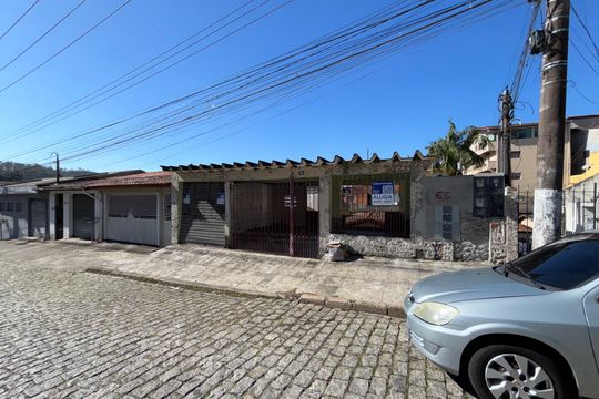 Fachada de casa para alugar com 2 quartos, 85m² em Santa Luzia, Ribeirão Pires