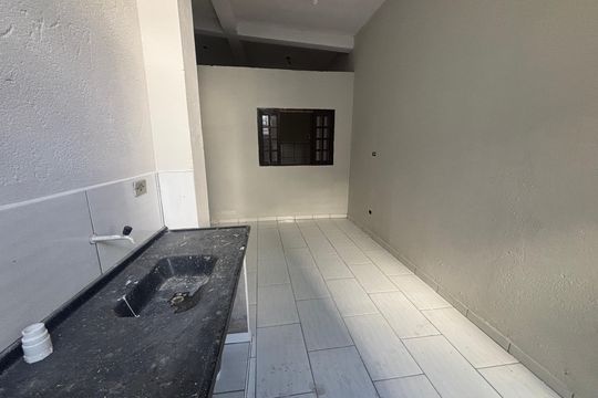 Cozinha de casa para alugar com 1 quarto, 40m² em Santa Luzia, Ribeirão Pires