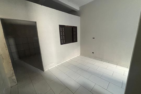 Sala de casa para alugar com 1 quarto, 40m² em Santa Luzia, Ribeirão Pires