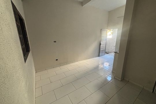 Sala de casa para alugar com 1 quarto, 40m² em Santa Luzia, Ribeirão Pires