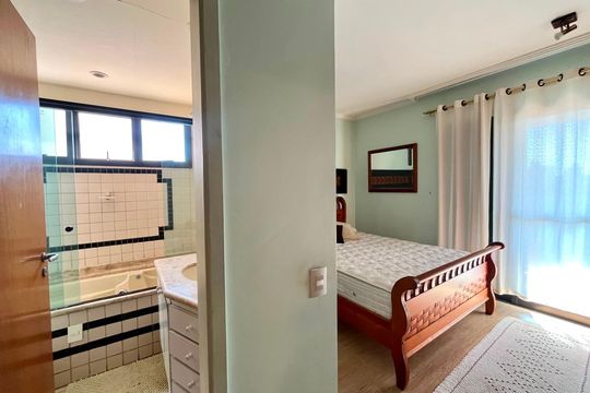 Suíte  de apartamento para alugar com 1 quarto, 75m² em Conceicao, Campinas