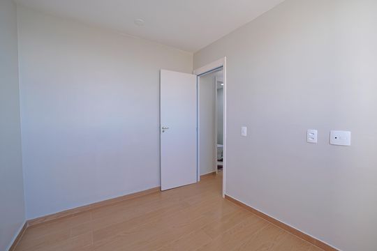 Quarto 2 de apartamento para alugar com 2 quartos, 40m² em Vila Campanela, São Paulo